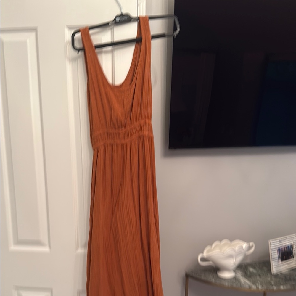Elegant Orange Sleeveless Dress